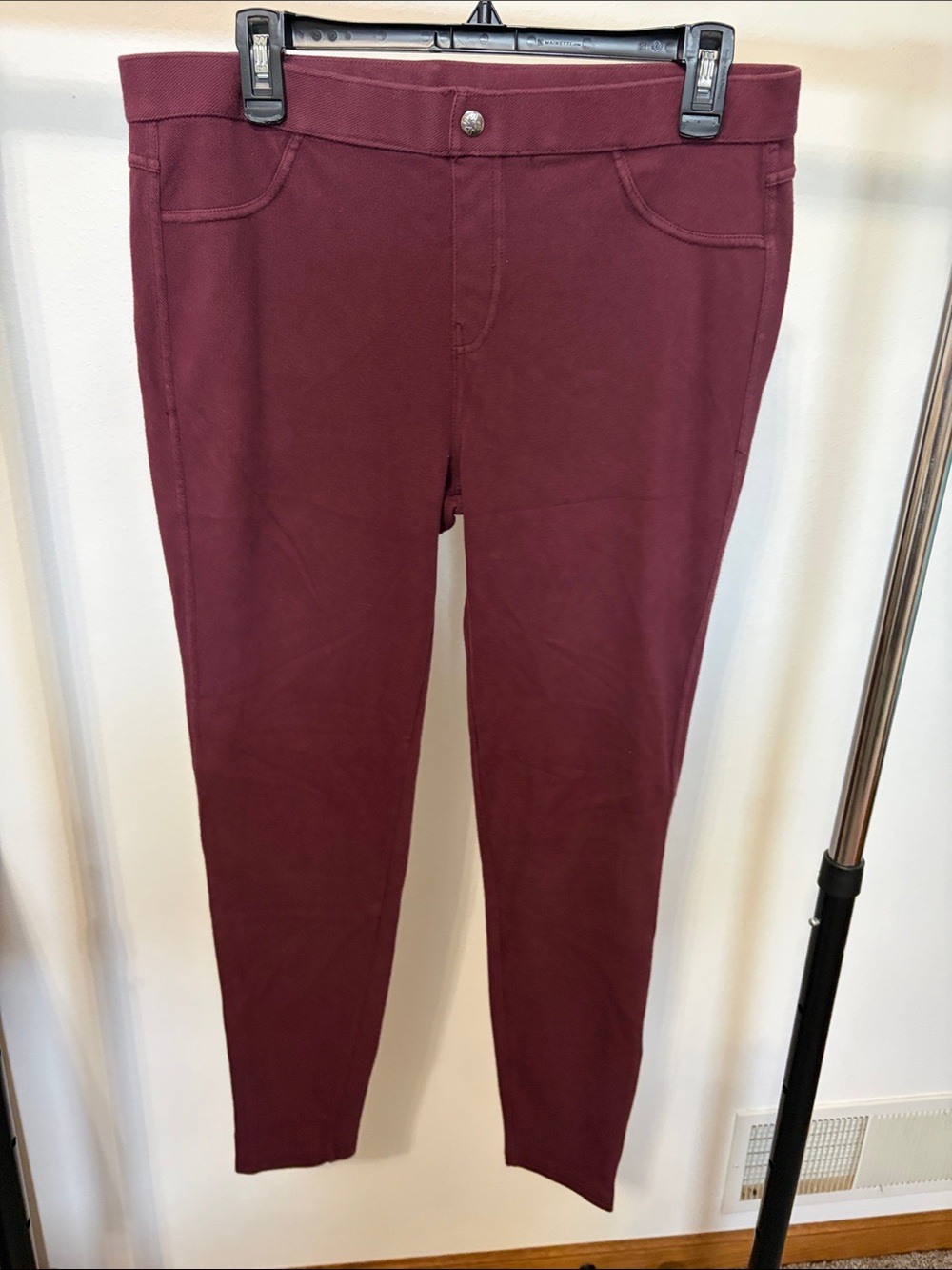 Simply Vera Wang jeggings